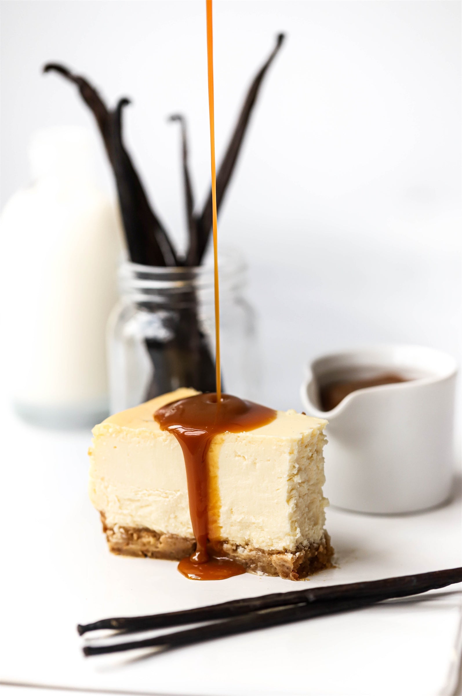 New York Baked Vanilla Cheesecake