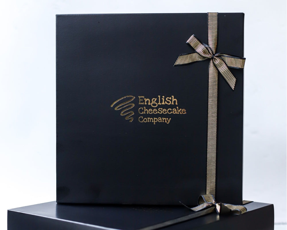 9 inch Cake Luxury Gift Wrap & Card